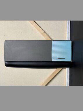 3M Ergonomic Gel Wrist Rest Platform for Keyboard & Mouse ($120 retail!)